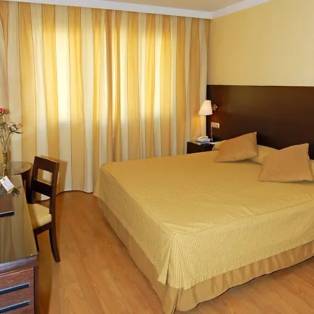 Occidental Hotel 4*